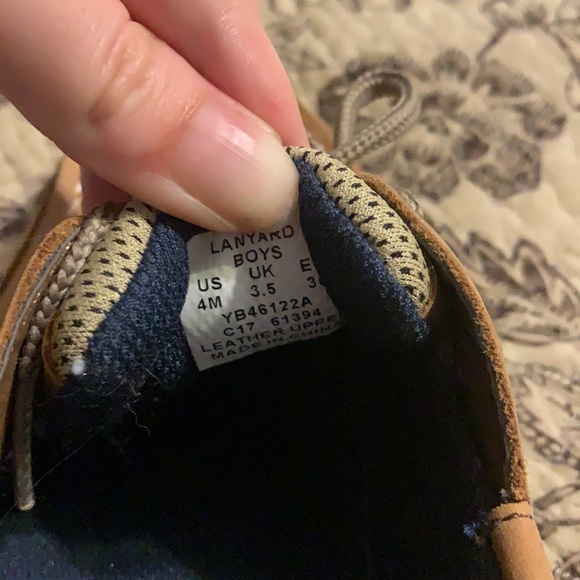 Size 4 Sperrys - Picture 5 of 5